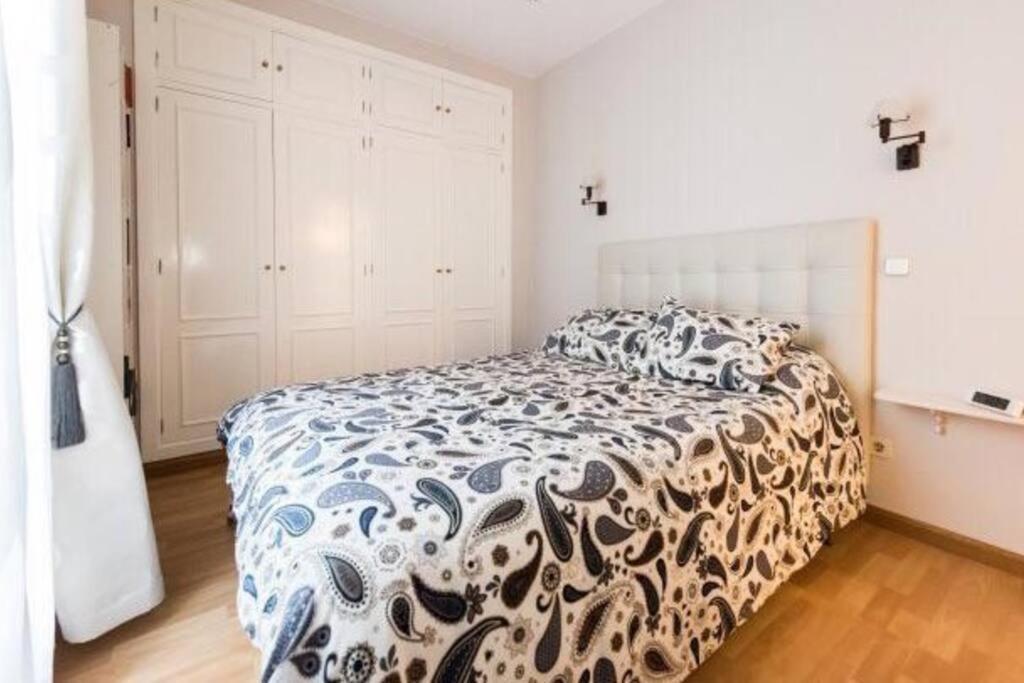 Luminoso Apartamento En Lavapies-Tirso De Molina Madrid Kültér fotó