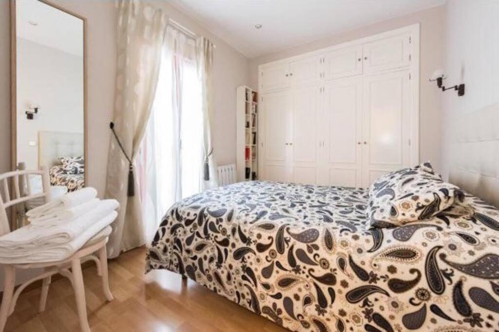 Luminoso Apartamento En Lavapies-Tirso De Molina Madrid Kültér fotó